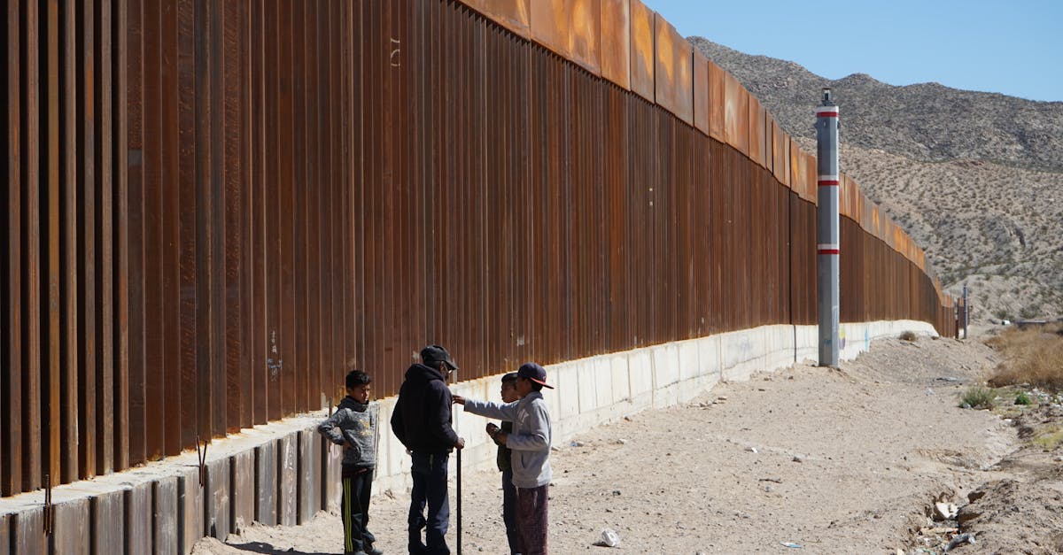 découvrez tout ce que vous devez savoir sur la sécurité sociale pour les travailleurs indépendants : droits, obligations et conseils pratiques pour protéger votre activité et votre avenir.